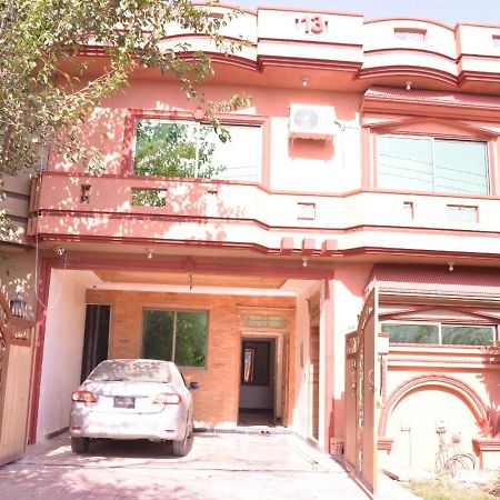 Redbury Guesthouse Islamabad Exterior foto